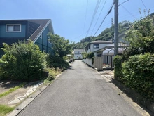【神奈川県/鎌倉市今泉台】鎌倉市今泉台2丁目　古家付土地 前面道路