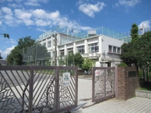 【東京都/三鷹市上連雀】三鷹市上連雀5丁目売地 三鷹市立第四中学校（現地より約500m）