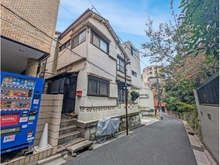 【東京都/文京区大塚】文京区大塚三丁目売地 現地(古家あり):写真中央