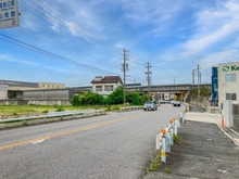【愛知県/刈谷市新田町】刈谷市新田町二丁目　事業用地 前面道路
