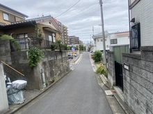 【埼玉県/さいたま市浦和区神明】さいたま市浦和区神明2丁目　売地（上物あり） 前面道路