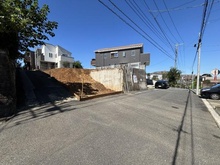 【神奈川県/横浜市鶴見区下末吉】横浜市鶴見区下末吉5丁目　土地 現地：本物件の擁壁は、購入者様と打合せの上、売主様の負担で解体予定です。