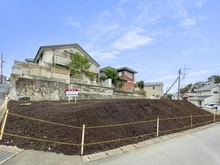 【神奈川県/相模原市南区上鶴間】相模原市南区上鶴間1丁目 売地 2区画／全3区画 現地：2区画/全3区画（3区画側から）