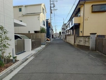 【神奈川県/横浜市南区中里】南区中里1丁目　売地 前面道路：前面道路幅員　約4.6ｍ