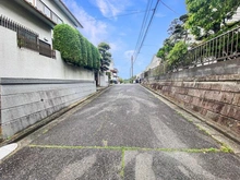 【神奈川県/鎌倉市七里ガ浜東】鎌倉市七里ヶ浜東3丁目　建築条件なし売地 前面道路