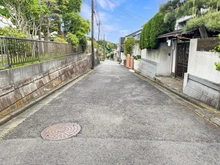 【神奈川県/鎌倉市七里ガ浜東】鎌倉市七里ヶ浜東3丁目　建築条件なし売地 前面道路