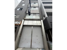 【東京都/千代田区神田神保町】千代田区神田神保町　古家付土地 現地（古家あり）：※写真中央4階建ての建物部分の土地