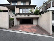 【神奈川県/横浜市保土ケ谷区常盤台】保土ケ谷区常盤台売地2区画（全3区画） 現地（古家あり）：2区画（全３区画）　真ん中