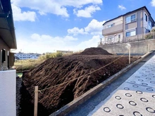 【神奈川県/横浜市旭区さちが丘】横浜市旭区さちが丘～売地NO2区画～ 現地：全２区画、奥側