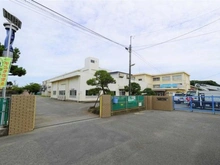 【神奈川県/茅ヶ崎市松が丘】茅ヶ崎市松が丘2丁目　古家付土地 茅ヶ崎市立浜須賀小学校（現地より約960m）