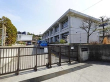 【神奈川県/藤沢市片瀬山】藤沢市片瀬山3丁目　土地 藤沢市立片瀬小学校（現地より約1,100m）