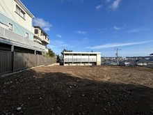 【神奈川県/藤沢市弥勒寺】藤沢市弥勒寺4丁目　A区画 現地：全2区画 写真内左半分がA区画です。