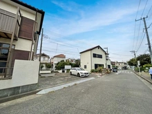 【神奈川県/平塚市虹ケ浜】平塚市虹ケ浜　土地 現地：南東側道路から撮影（接道間口約11ｍ）