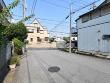【千葉県/千葉市稲毛区小仲台】千葉市稲毛区小仲台9丁目　古家付売地 前面道路