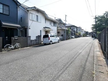 【千葉県/千葉市稲毛区小仲台】千葉市稲毛区小仲台9丁目　古家付売地 前面道路