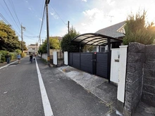 【東京都/国分寺市高木町】国分寺市高木町三丁目2区画 現地：写真右（全3区画）解体前