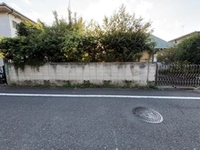 【東京都/国分寺市高木町】国分寺市高木町三丁目3区画 現地：写真正面（全3区画）解体前