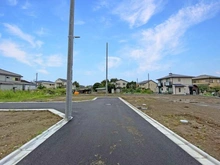 【東京都/稲城市東長沼】稲城市東長沼15区画分譲地／区画2 残面道路
