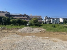 【東京都/稲城市東長沼】稲城市東長沼15区画分譲地／区画11 現地：全15区画／写真左