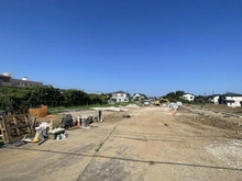 【東京都/稲城市東長沼】稲城市東長沼15区画分譲地／区画11 現地：全15区画／写真中央