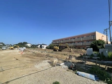 【東京都/稲城市東長沼】稲城市東長沼15区画分譲地／区画14 現地：全15区画／写真手前・右側