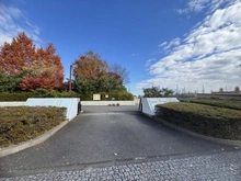 【東京都/稲城市百村】稲城市百村　土地 稲城市立向陽台小学校（現地より約651m）