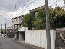 【神奈川県/川崎市麻生区千代ケ丘】川崎市麻生区千代ヶ丘一丁目　土地 現地（古家あり）
