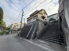 【神奈川県/川崎市麻生区東百合丘】川崎市麻生区東百合丘二丁目　古家付土地 現地（古家あり）