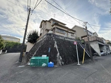 【神奈川県/川崎市麻生区東百合丘】川崎市麻生区東百合丘二丁目　古家付土地 現地（古家あり）