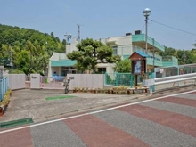 【神奈川県/川崎市麻生区白鳥】川崎市麻生区白鳥1丁目 売地 白鳥幼稚園（現地より約217m）：