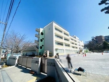 【神奈川県/川崎市麻生区百合丘】川崎市麻生区百合丘二丁目　土地 百合丘小学校（現地より約206m）