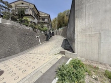 【神奈川県/横浜市港北区高田西】港北区高田西4丁目　土地 前面道路