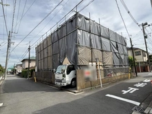 【神奈川県/横浜市港北区高田東】港北区高田東1丁目　土地　2区画/全3区画 現地：※古家解体中（手前角地が2区画）/全3区画