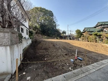 【神奈川県/横浜市栄区笠間】横浜市栄区笠間2丁目　土地 現地：写真中央