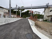 【神奈川県/鎌倉市笛田】鎌倉市笛田2丁目売地 1号地（全6区画） 前面道路