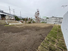 【神奈川県/鎌倉市笛田】鎌倉市笛田2丁目売地 4号地（全6区画） 現地：4号地/全6区画（写真中央）