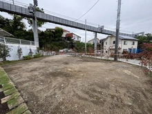 【神奈川県/鎌倉市笛田】鎌倉市笛田2丁目売地 6号地（全6区画） 現地：6号地/全6区画（写真中央）