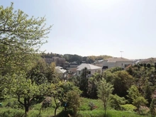 【神奈川県/横浜市栄区本郷台】横浜市栄区本郷台4丁目　土地 眺望：現地から東側