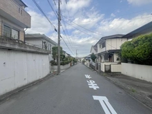 【神奈川県/横浜市港南区日野】横浜市港南区日野9丁目　古家付土地 前面道路
