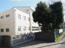 【神奈川県/横浜市港南区日野南】横浜市港南区日野南5丁目　古家付土地 横浜市立日野南小学校（現地より約640m）