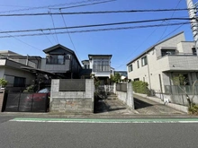 【神奈川県/横浜市青葉区しらとり台】青葉区しらとり台売地 現地（古家あり）：写真中央