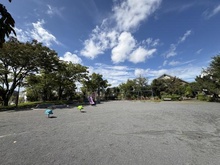 【神奈川県/横浜市青葉区荏子田】青葉区荏子田2丁目　土地 荏子田夕日公園（現地より約240m）