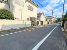 【東京都/世田谷区桜】世田谷区桜三丁目　売地⑴号地（全2区画） 前面道路：幅員約5.9mの公道（現地から南東側に前面道路を撮影）