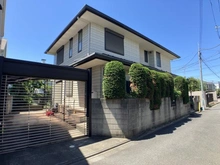 【東京都/杉並区本天沼】杉並区本天沼2丁目土地　D区画 現地（古家あり）：全4区画。D区画は写真左奥側
