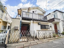 【東京都/練馬区貫井】練馬区貫井4丁目【土地】 現地（古家あり）：写真中央が対象不動産