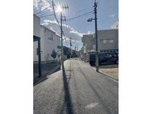 【東京都/世田谷区桜上水】世田谷区桜上水1丁目　古家付き売地 前面道路：北西側の前面道路となります。