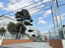 【東京都/世田谷区桜上水】世田谷区桜上水1丁目　古家付き売地 世田谷区立緑丘中学校（現地より約500m）