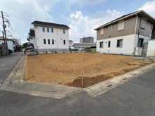 【埼玉県/川口市芝塚原】川口市芝塚原一丁目 売地 3区画-3 現地:敷地内奥側が対象区画となる予定です。
敷地内南西側(区画図内3)全3区画