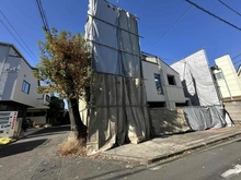 【東京都/世田谷区経堂】世田谷区経堂3丁目売地　2区画 現地（古家あり）：全2区画　古家解体中