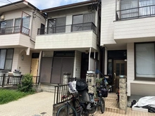 【東京都/中野区本町】中野区本町5丁目　土地 現地（古家あり）：写真中央